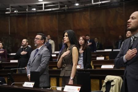 ADN siente en la Asamblea la 'onda expansiva' del revés en el referéndum y consulta popular